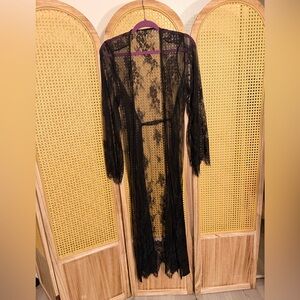 Elegant Black Lace Long Robe